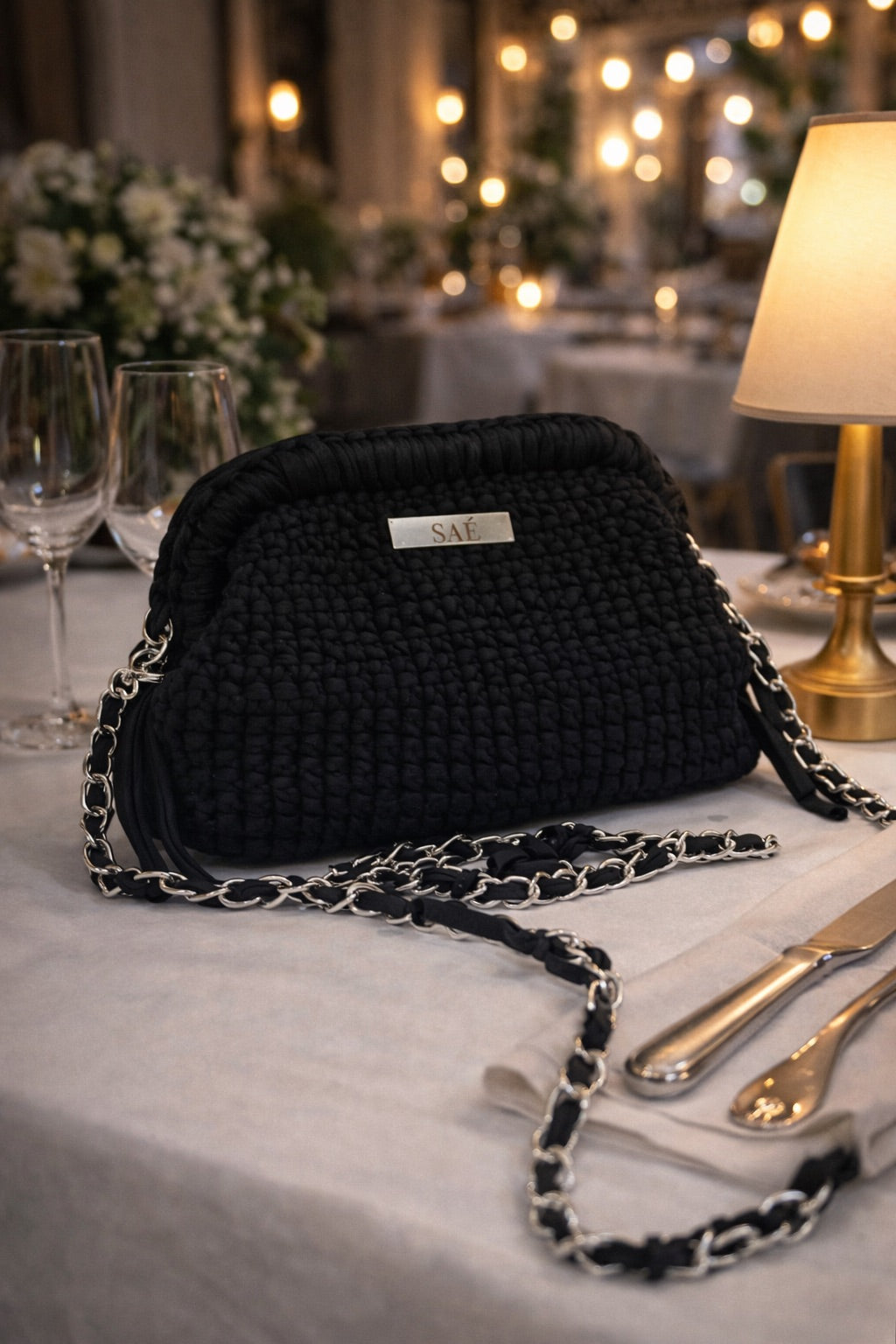 Velora – Black