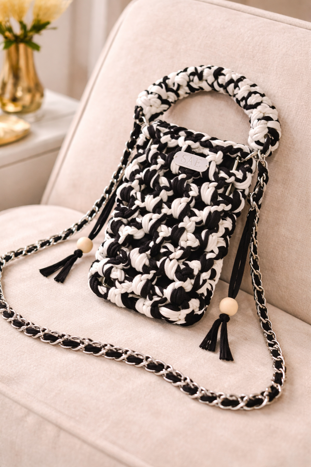 SAÉ Contrast Chic